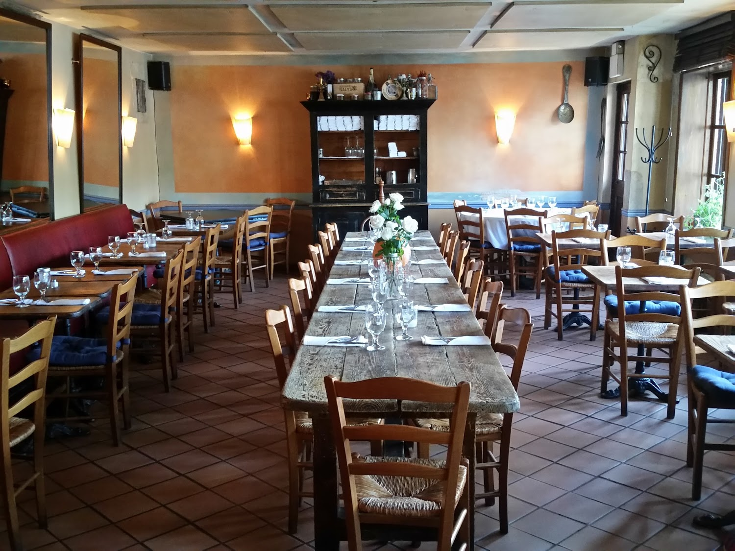 Chez Jacqueline (closed)