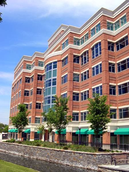 Creekside Suites & Conference Center (Not Available)