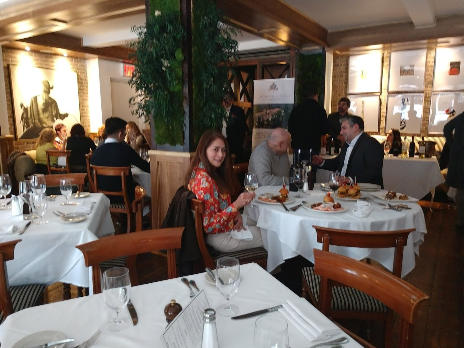 Four Cuts Steakhouse (closed)