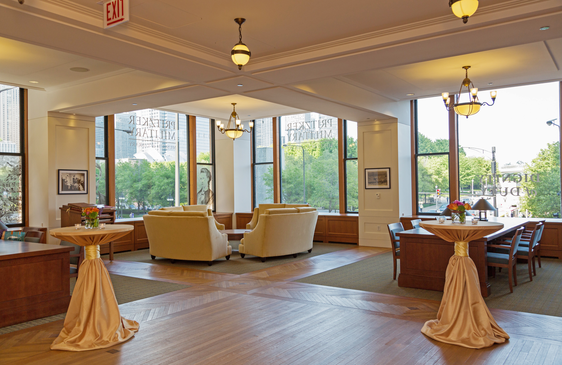 Pritzker Military Museum & Library